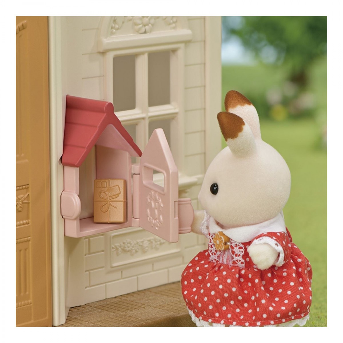 Sylvanian Families - Το Σπίτι Του Αγρού Με Κόκκινη Σκεπή